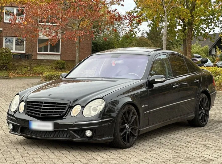 Mercedes-Benz E 500