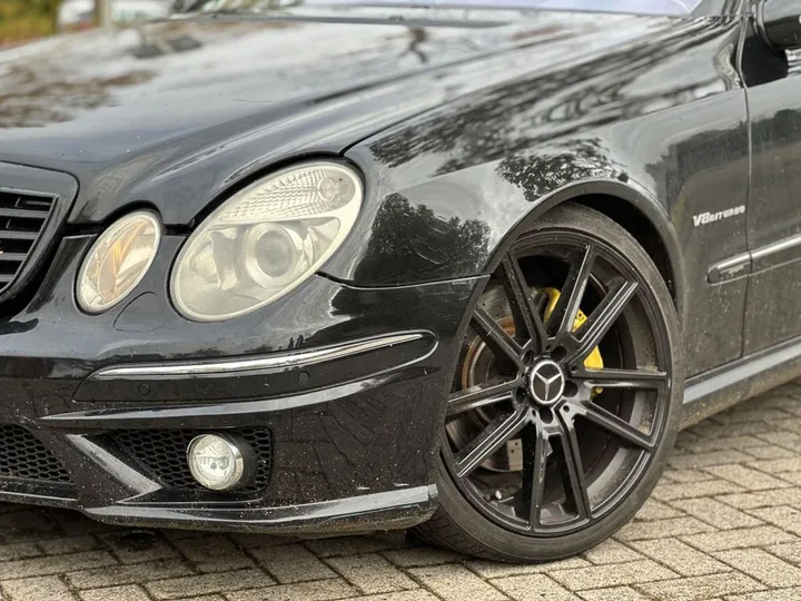 Mercedes-Benz E 500