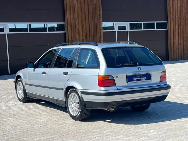BMW 316