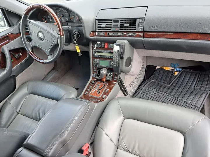 Mercedes-Benz CL 600