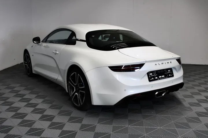 Alpine A110