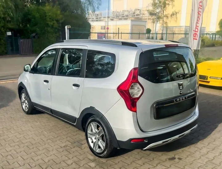 Dacia Lodgy