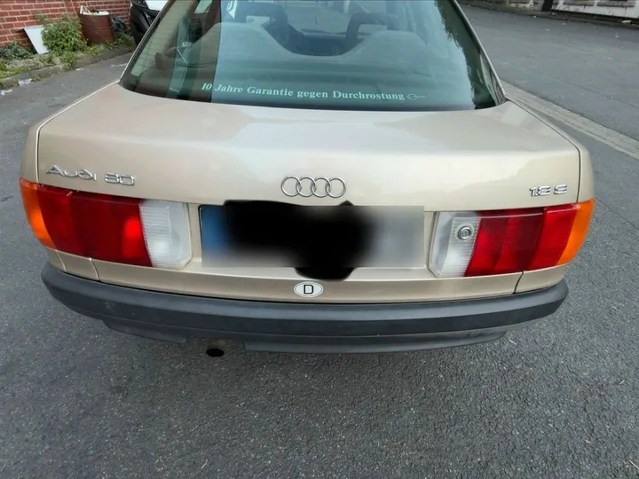 Audi 80