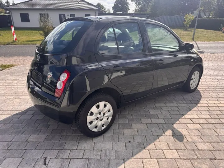 Nissan Micra
