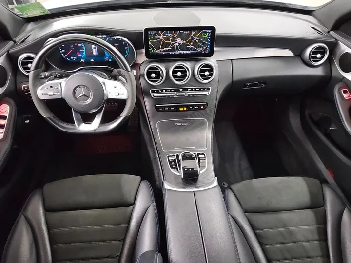 Mercedes-Benz C 300