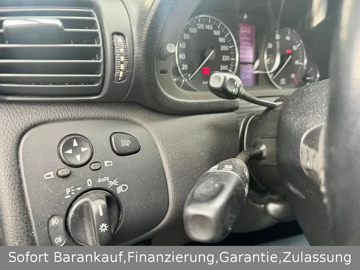 Mercedes-Benz C 200