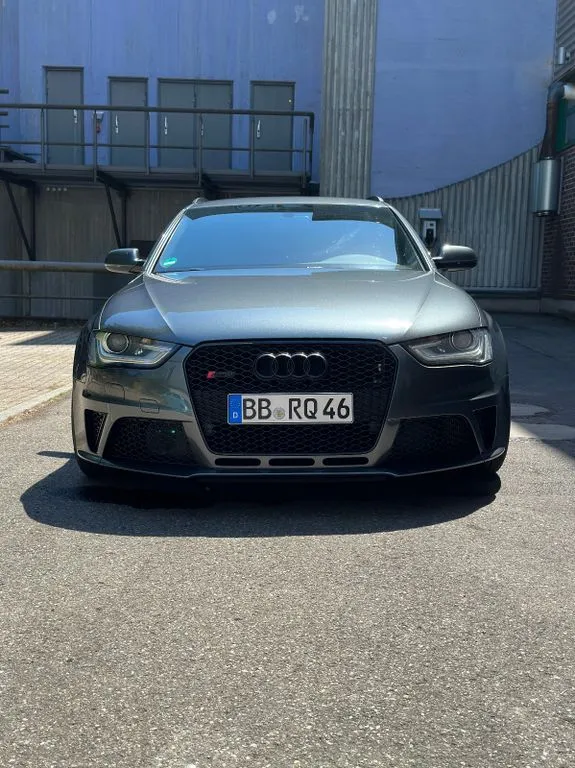 Audi RS4