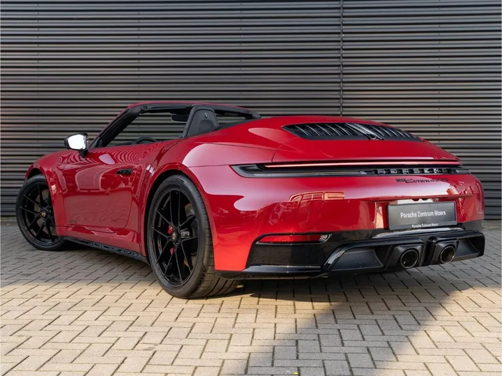 Porsche 992