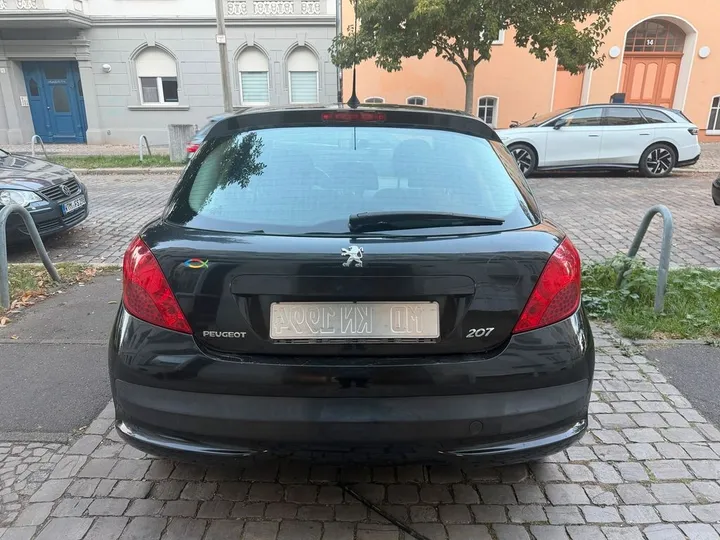 Peugeot 207