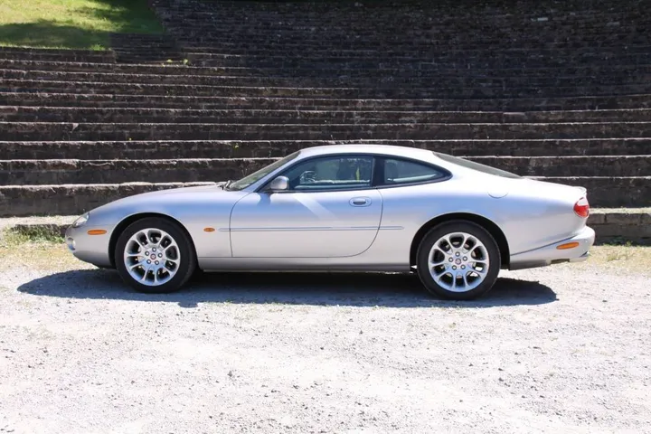 Jaguar XKR