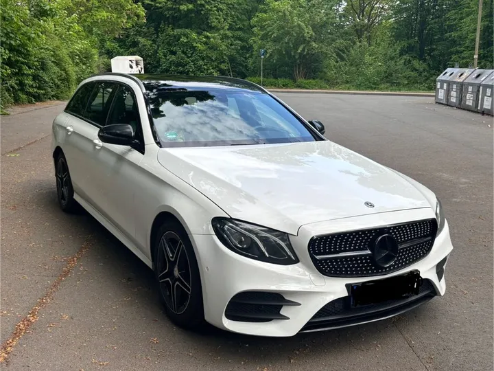 Mercedes-Benz E 200