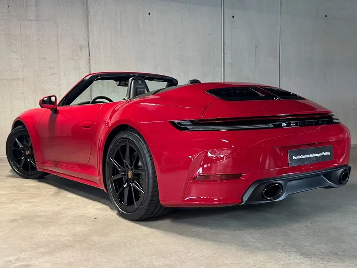 Porsche 992