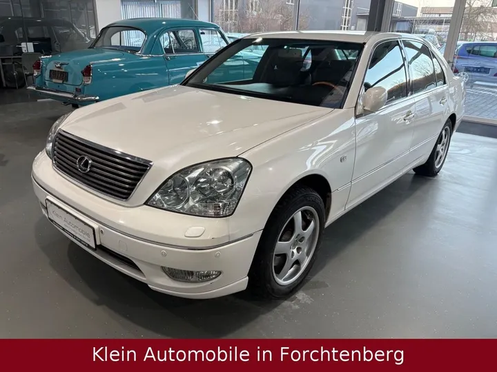 Lexus LS 430