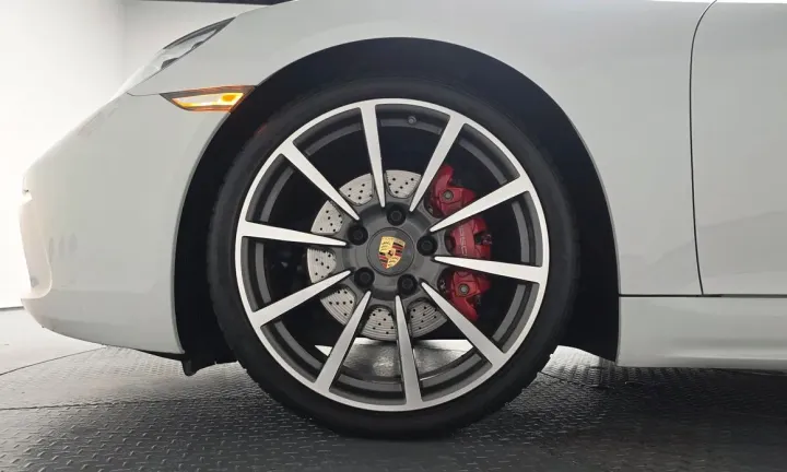 Porsche 718