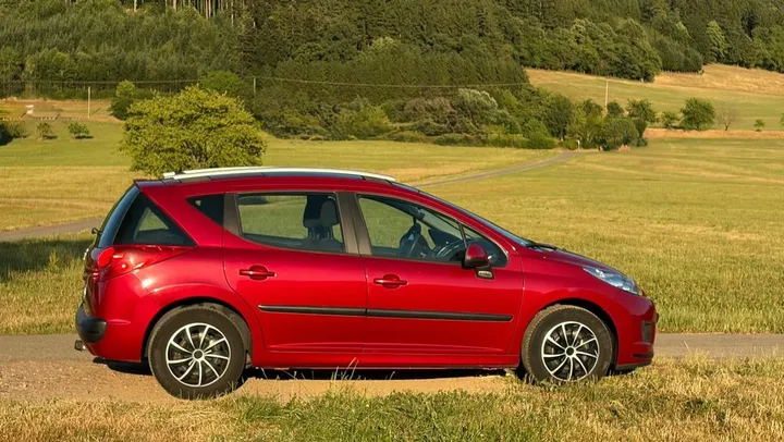 Peugeot 207