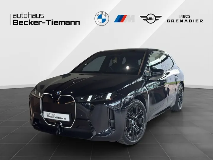 BMW iX