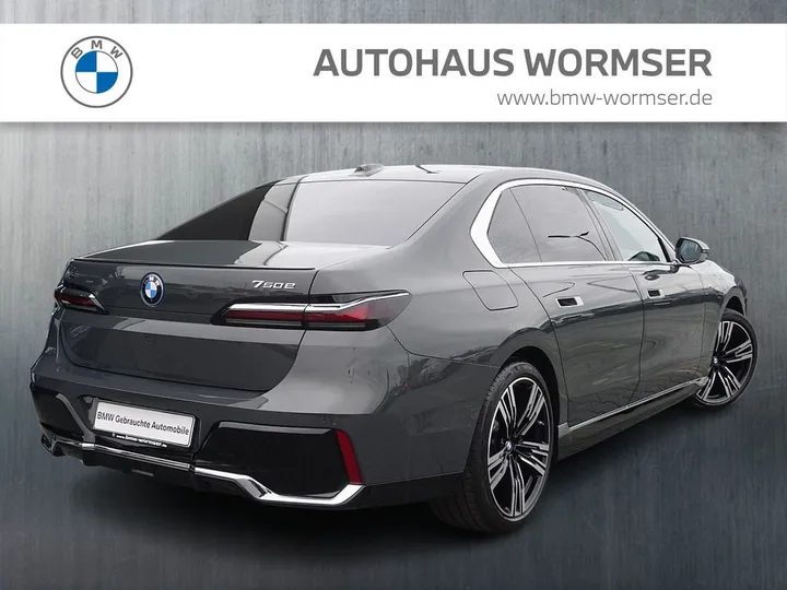BMW 750
