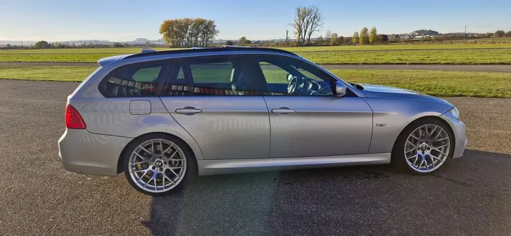 BMW 335