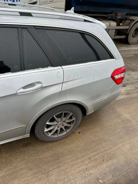 Mercedes-Benz E 250