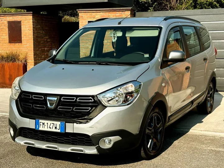 Dacia Lodgy