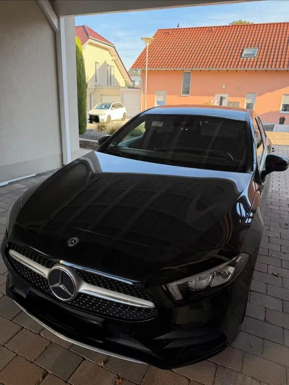 Mercedes-Benz A 180