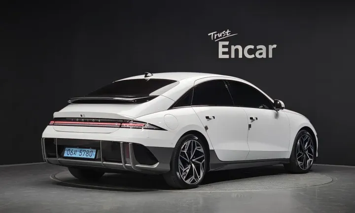 Hyundai Ioniq 6