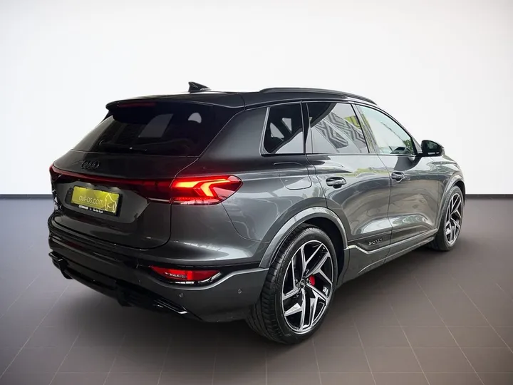 Audi SQ6 e-tron