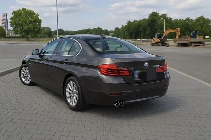 BMW 530
