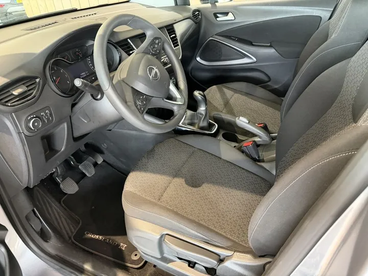 Opel Crossland (X)