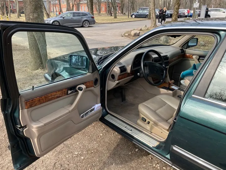 BMW 740