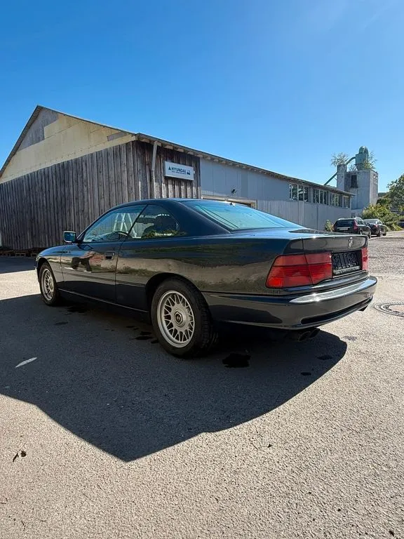 BMW 850