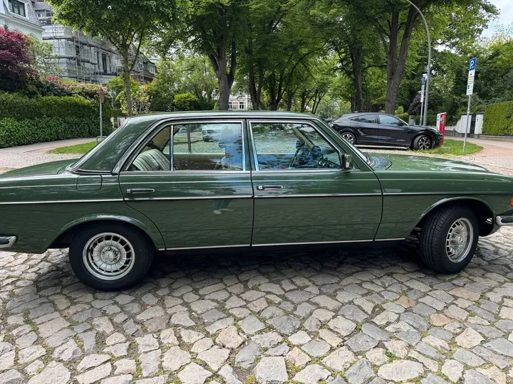 Mercedes-Benz 280