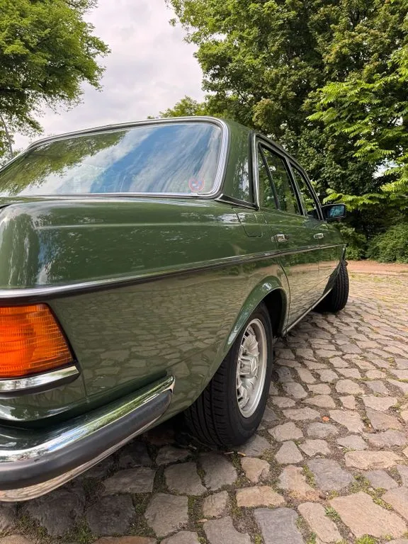 Mercedes-Benz 280