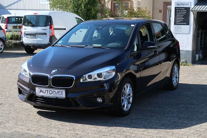 BMW 220