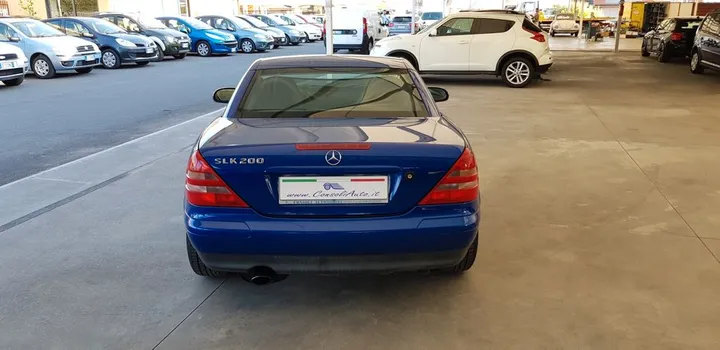 Mercedes-Benz SLK 200
