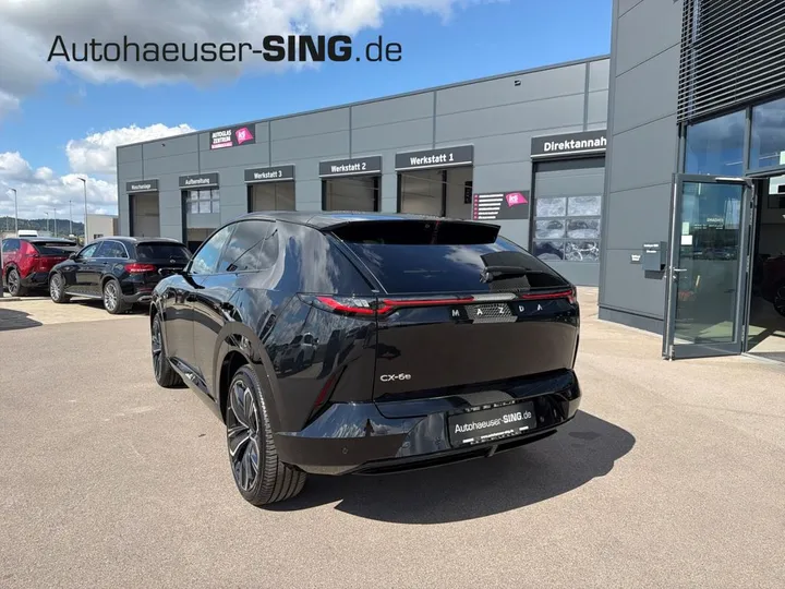 Mazda CX-6e