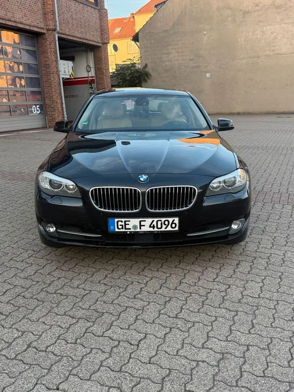 BMW 525
