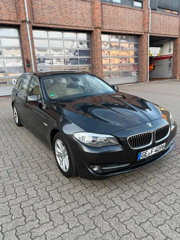 BMW 525