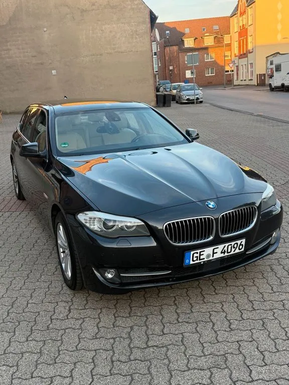 BMW 525