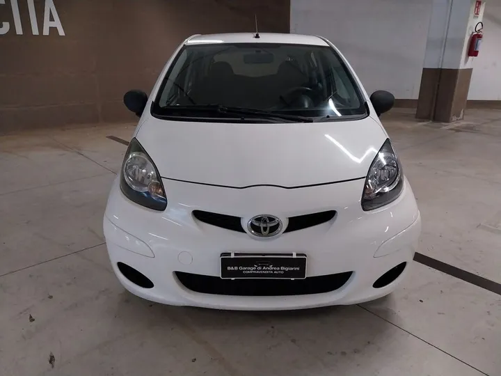 Toyota Aygo (X)