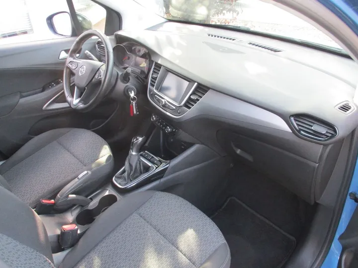 Opel Crossland (X)