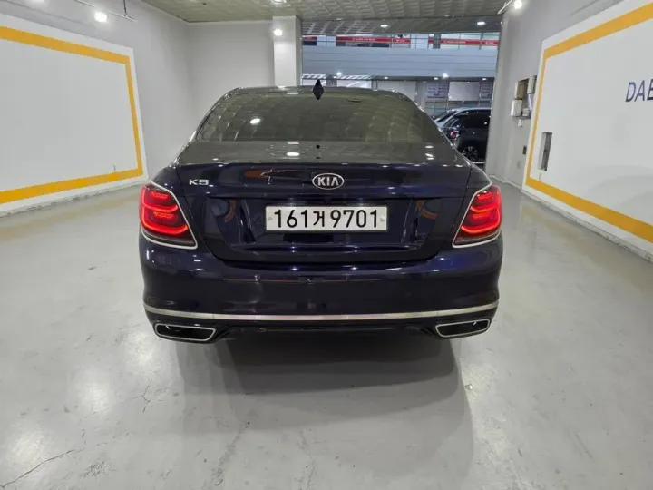 Kia K9