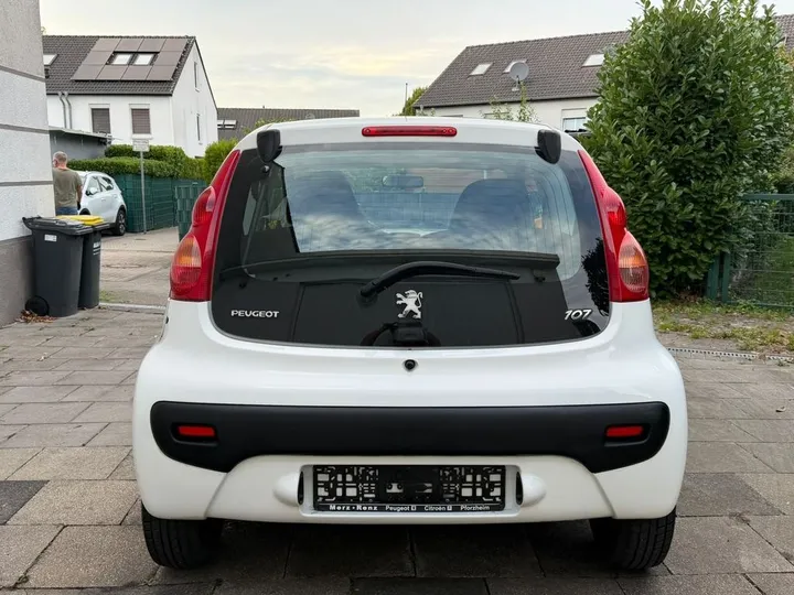 Peugeot 107