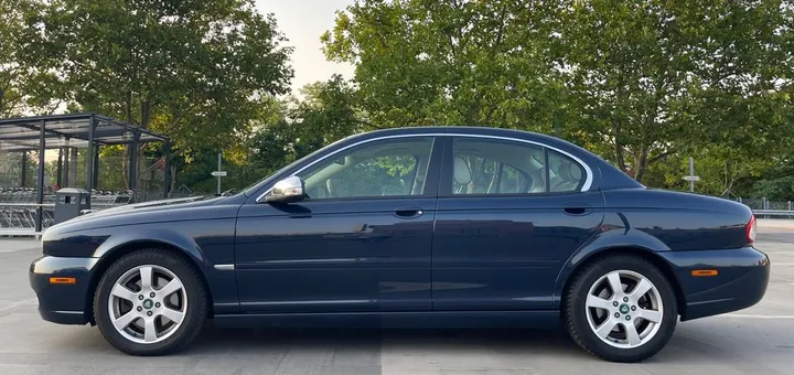 Jaguar X-Type