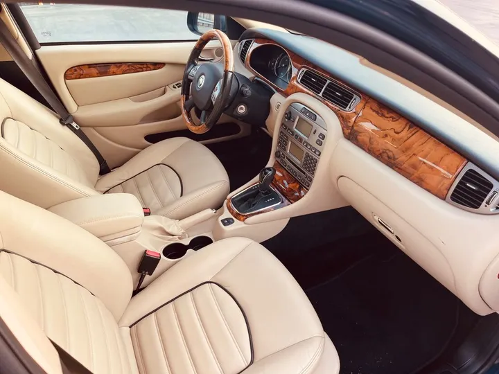 Jaguar X-Type