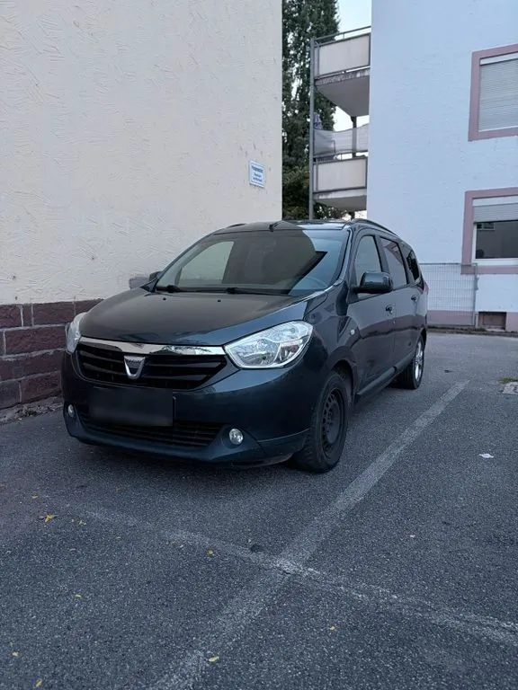 Dacia Lodgy