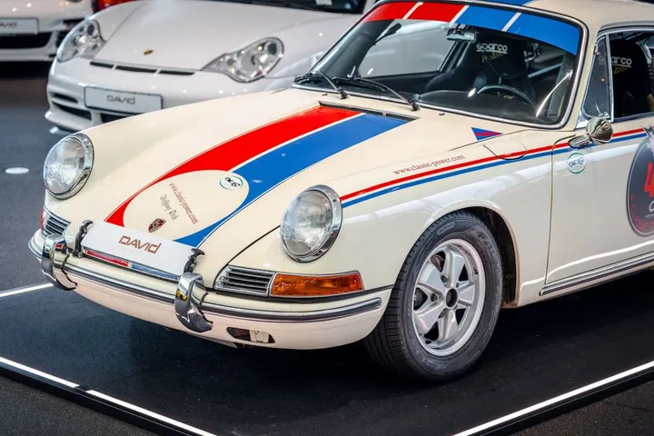 Porsche 911