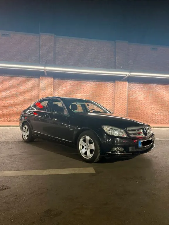 Mercedes-Benz C 180