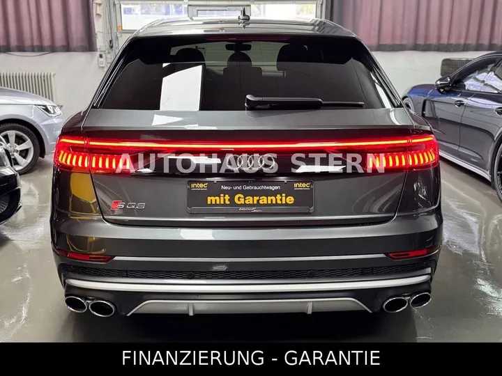Audi SQ8