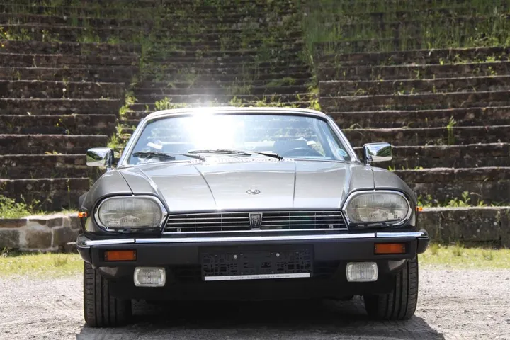 Jaguar XJSC